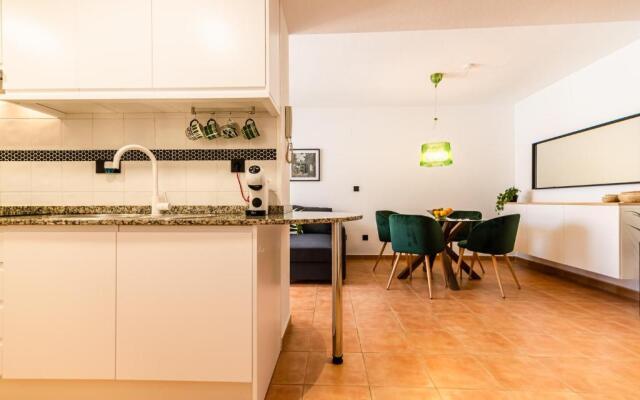 Albir Apartments by Renteando