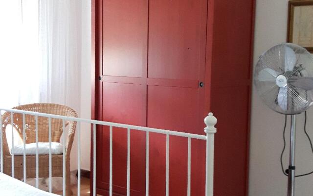 Apartment With Garden and Private Parking