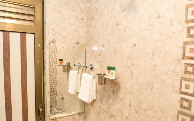 Amana Suites By OYO Rooms