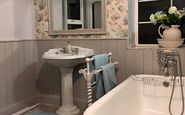 Ballyginniff Farm House