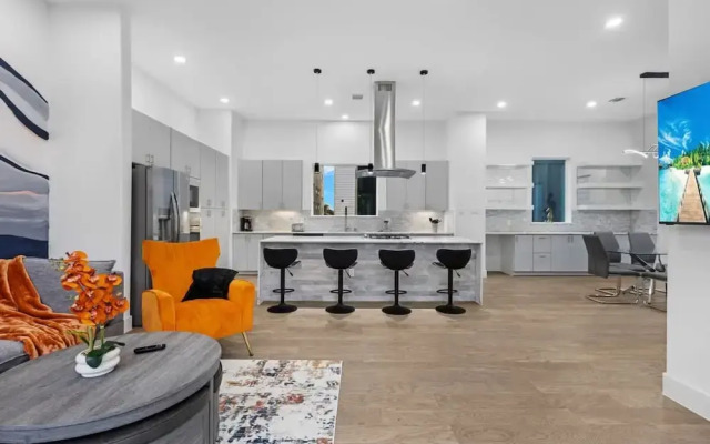 Spacious Houston 3bed3 Bath Family Townhome