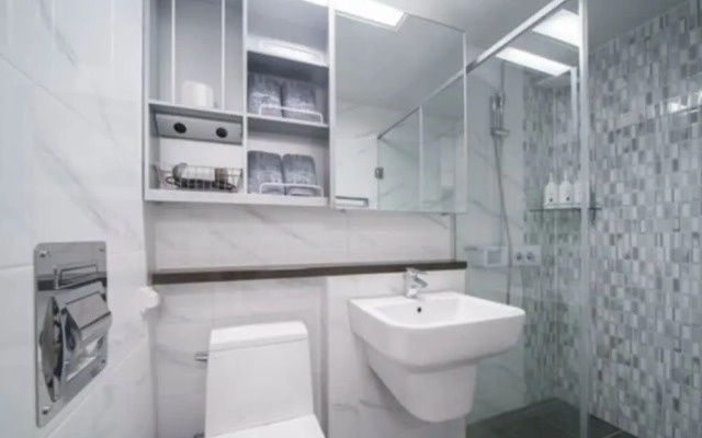 The Venezia Suite Hotel