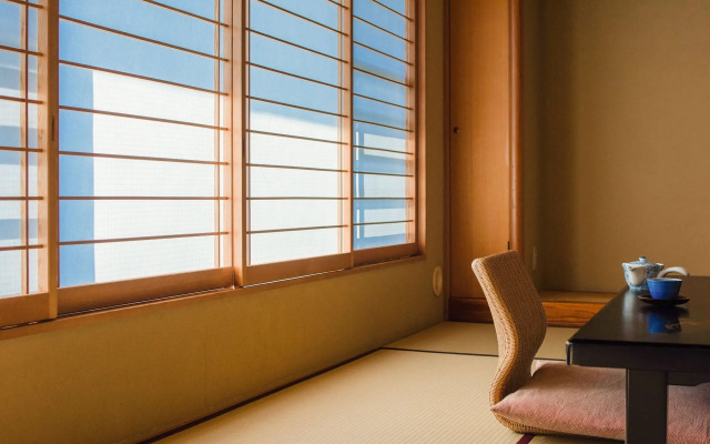 Hotel Hagoromo