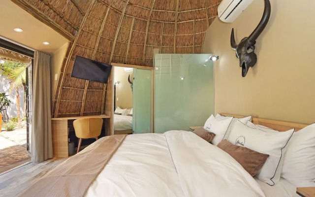 Garden Retreat - Adults Only