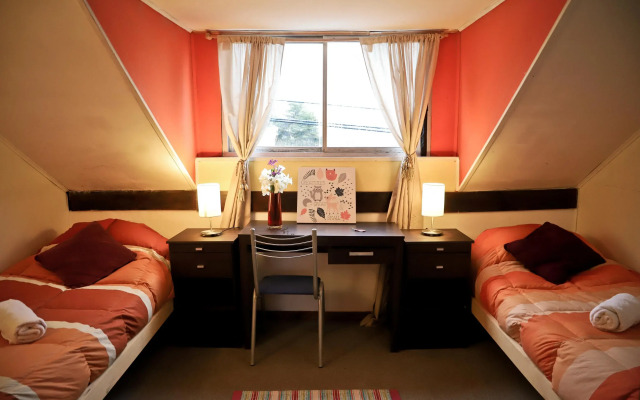 The House Hostel Resto & Bar Bariloche