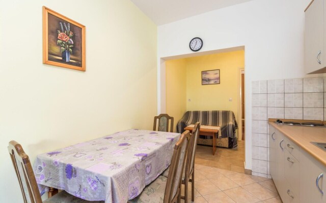 Beautiful Home in Kampor With Wifi and 2 Bedrooms