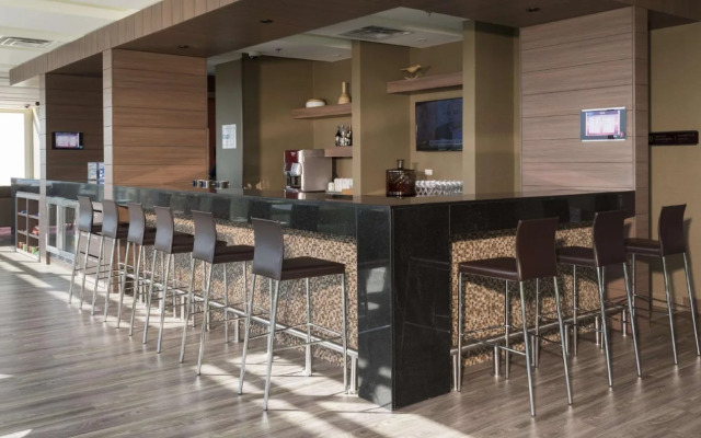 Hampton by Hilton Yopal