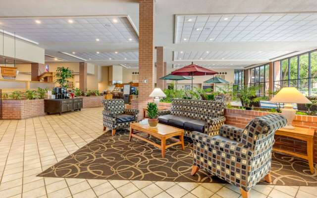 Quality Inn Exit 4