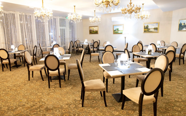 Hotel Carpathia