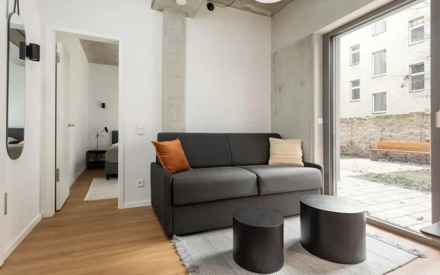 Global Living I The Graf