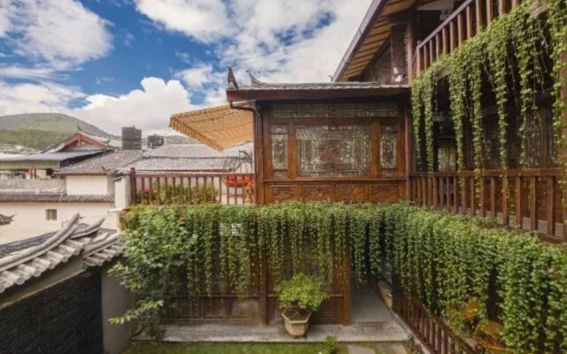 Lijiang Yupin Courtyard Inn