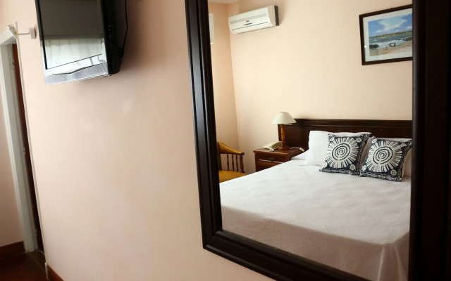 Hotel San Martín