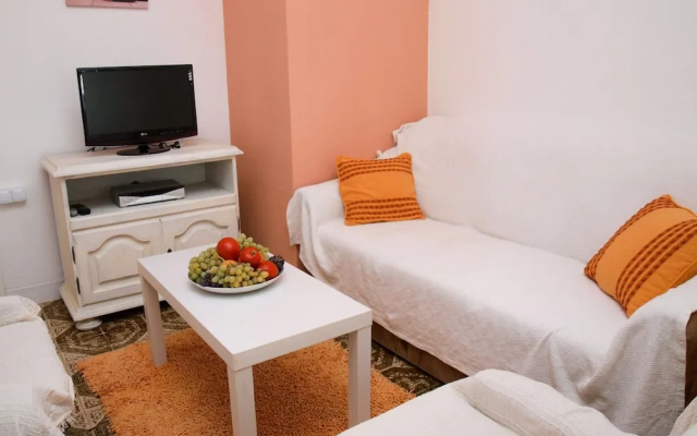 Romantic Apartment With big Garden and Grill