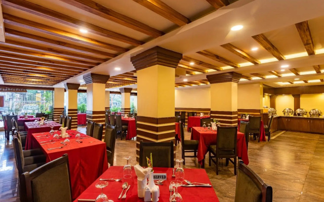 Yellow Pagoda Hotel