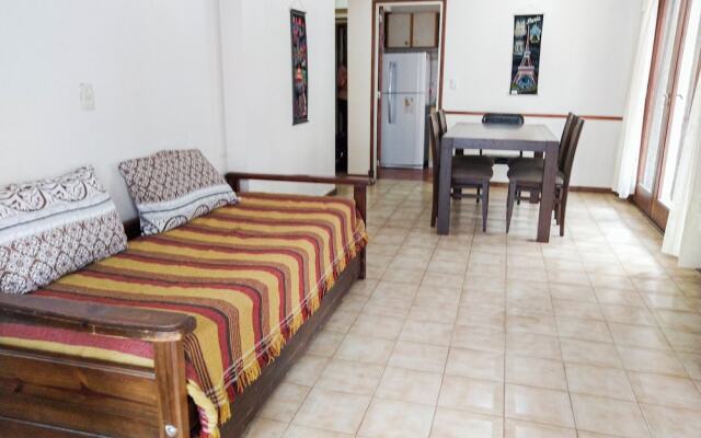 Departamento en plaza San Martin - Raume