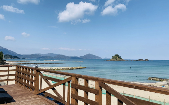 Beach Side Village Familiar - Hostel