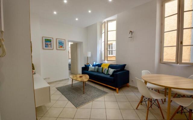 Old Town Antibes Apartment
