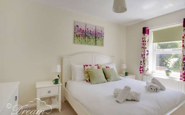 Amaranta, WEYMOUTH