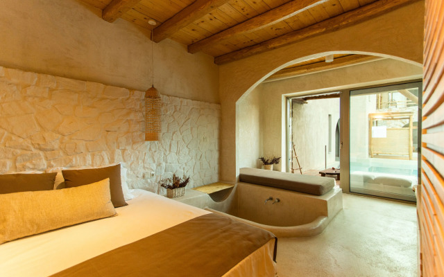 Meli Suites