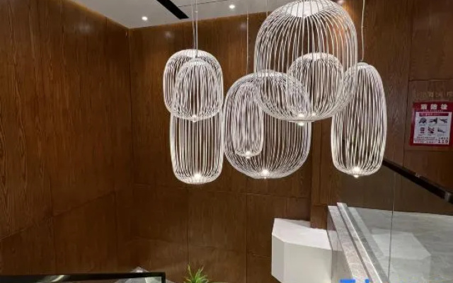 Suide Humanities Hotel (Henan Mechanical and Electrical College)