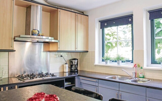 Awesome Home in Lunteren With 4 Bedrooms, Wifi and Sauna