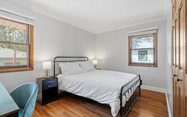 Crystal Lake Clubhouse