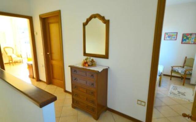 Luxurious Holiday Home in Montignoso with Garden
