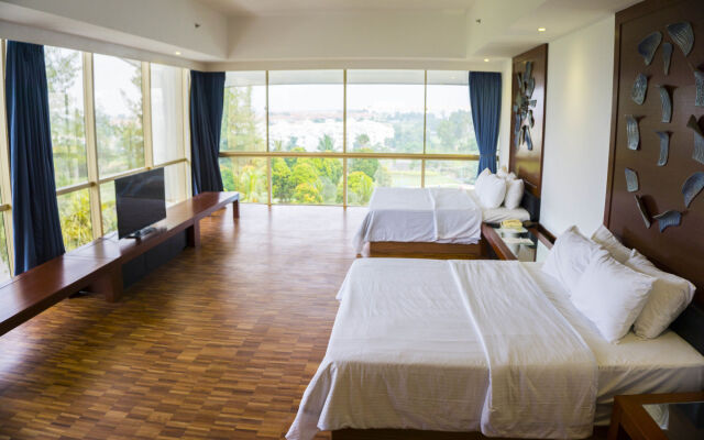 Austin Heights Golf and Hotel Resort