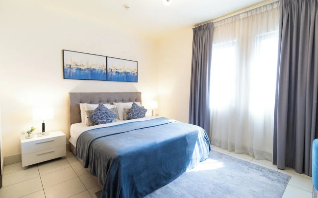 Reehan 1 - Happy Season - 2BR - Downtown