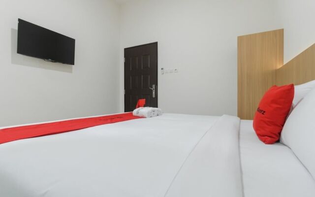 RedDoorz near Mall SKA Pekanbaru