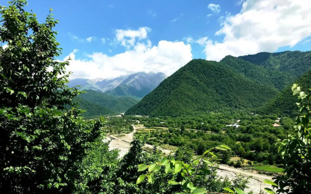 Kungut Hotel & Resort