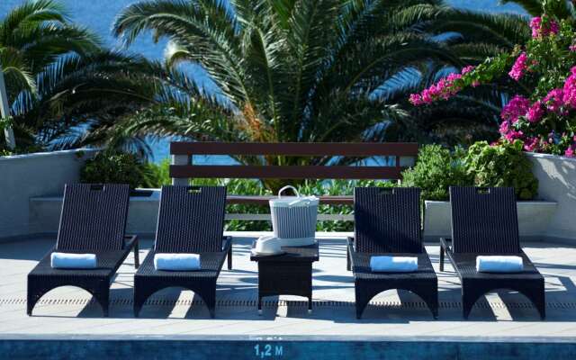Proteas Blu Resort - Adults Only