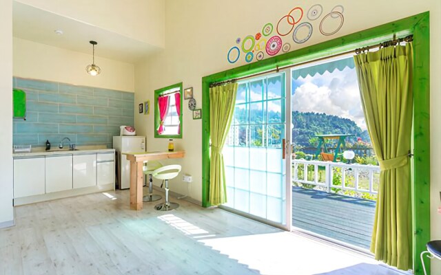 Goseong Sunshine Fullhouse Pension