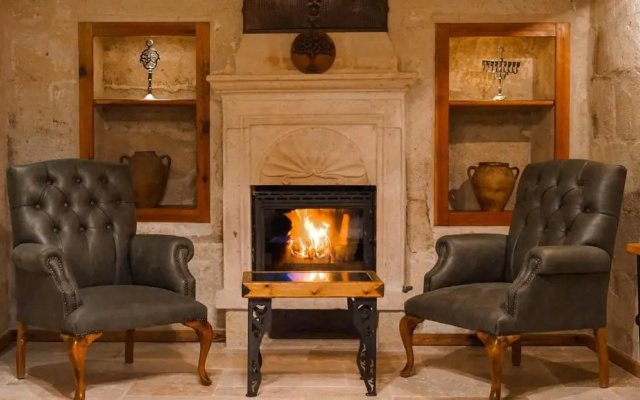Sultan Cave Suites
