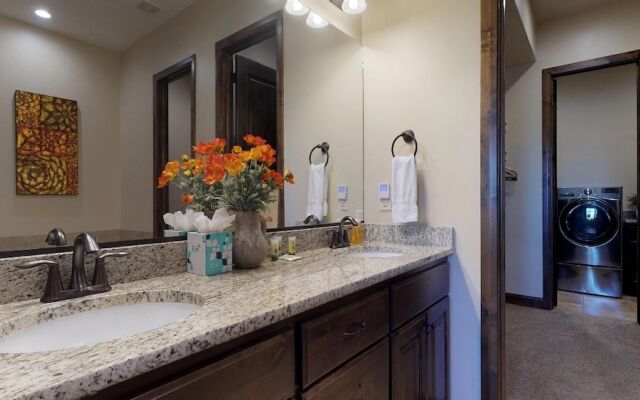 Kolob 3 Bedroom Apts by RedAwning