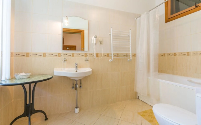 Roze Boutique Apartments