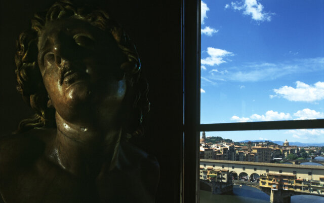 Portrait Firenze - Lungarno Collection