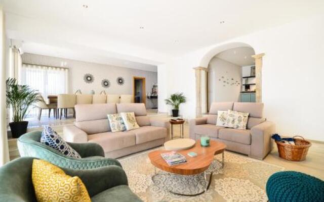 Vila Vale Mouro by OCvillas