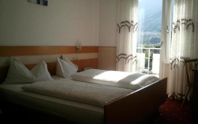 Hotel Garni Lux