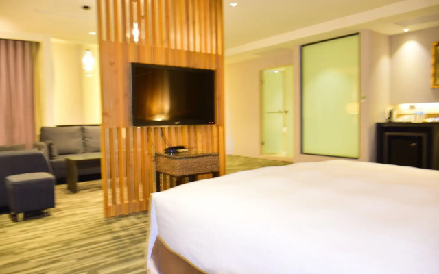 Ali Mountain Oriental Pearl International Hotel