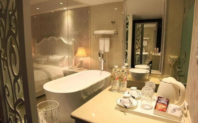 Li Tai International Hotel