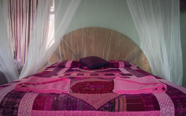 Hotel La Casa Rosa