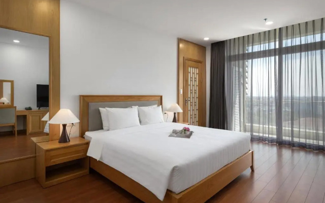 Sunflower International Village