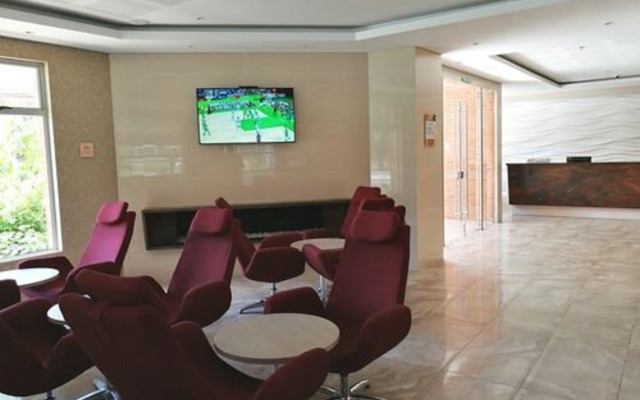 Hotel Plaza Suites