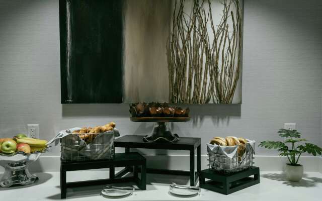 Hilton Garden Inn Seattle Bellevue Downtown, WA