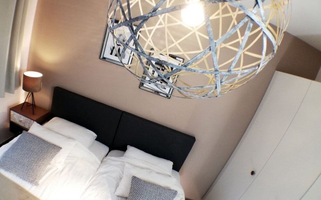 Businest Gosselies-charleroi Airport - 1-bedroom Apartment
