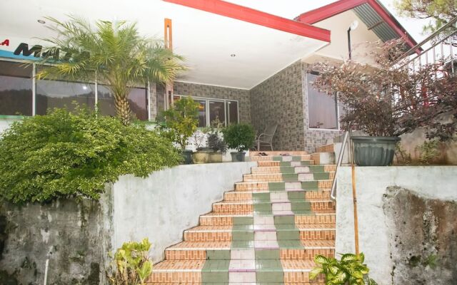 Villa Matahari Tawangmangu powered by Cocotel