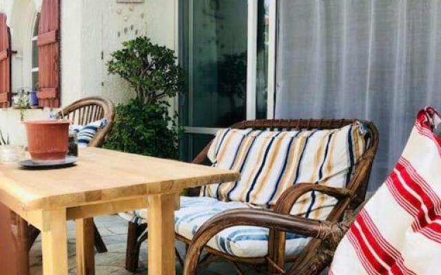 ΝΙRΑSΤΕRΟ - The house in the trees