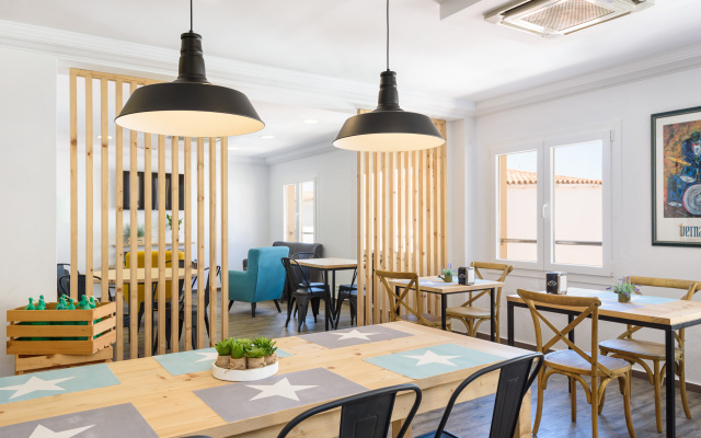 Hostal Jume - Urban Rooms