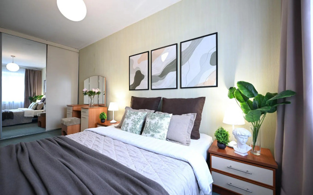 Пять Звезд на Елькина